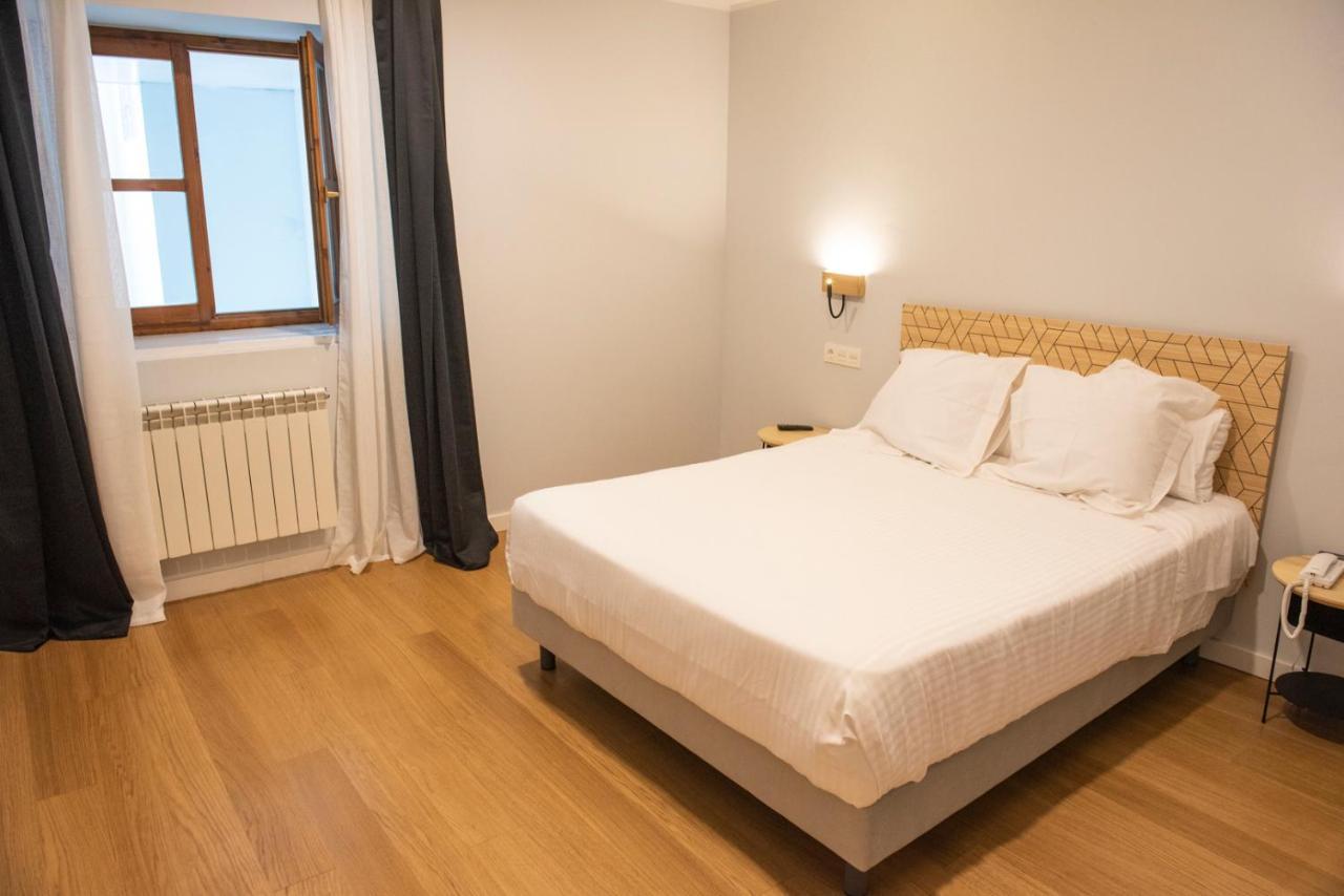 Hotel Puerto De Llanes Buitenkant foto