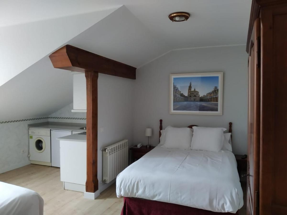 Hotel Puerto De Llanes Buitenkant foto