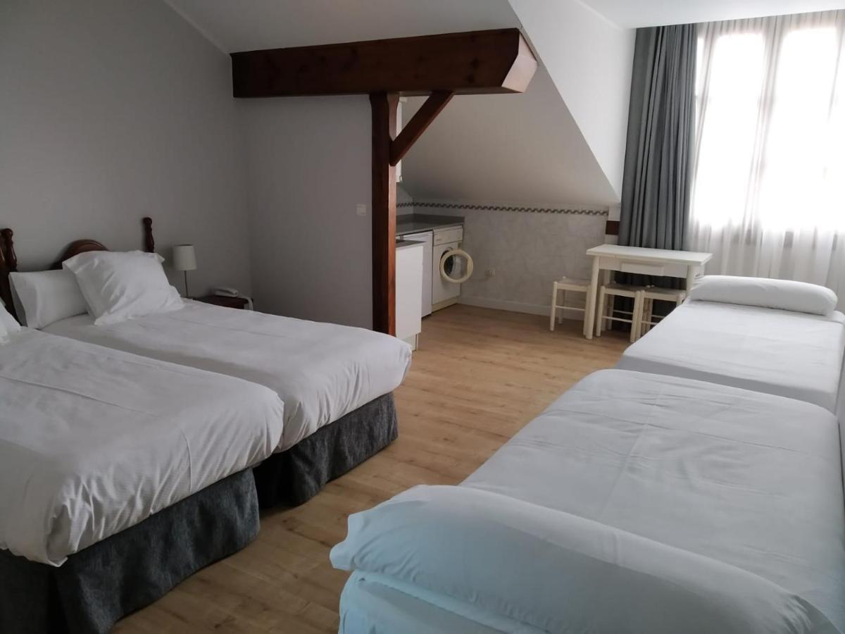 Hotel Puerto De Llanes Buitenkant foto