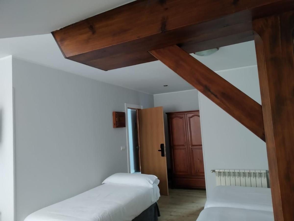 Hotel Puerto De Llanes Buitenkant foto