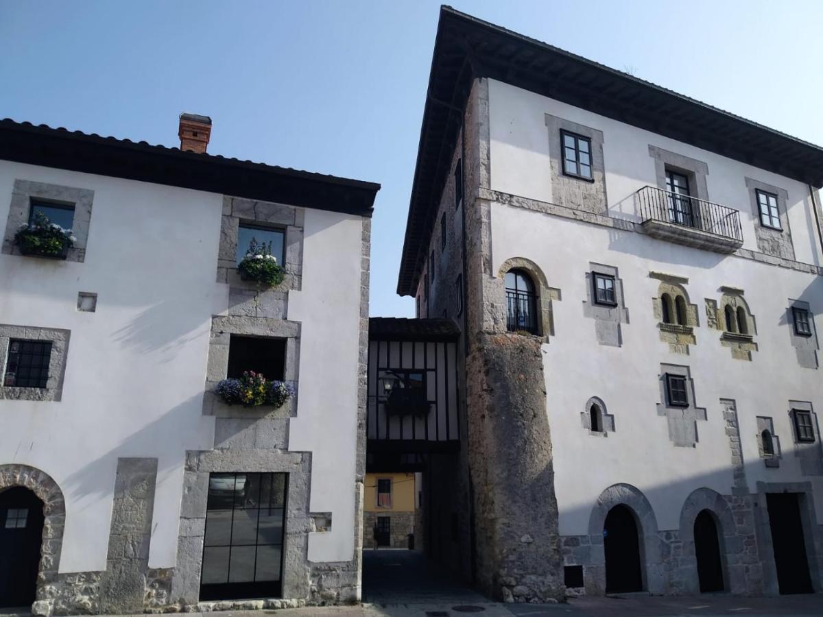 Hotel Puerto De Llanes Buitenkant foto